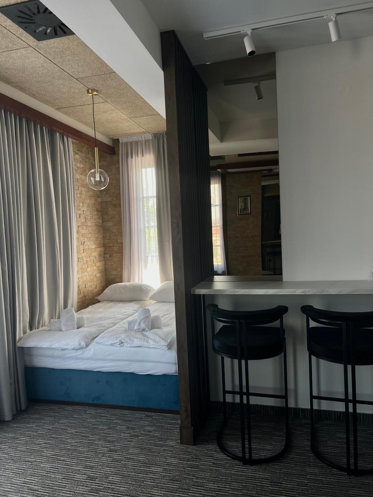 Hotel Zlatni Bor Sokolac  Zewnętrze zdjęcie