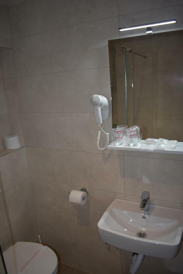 Hotel Zlatni Bor Sokolac  Zewnętrze zdjęcie